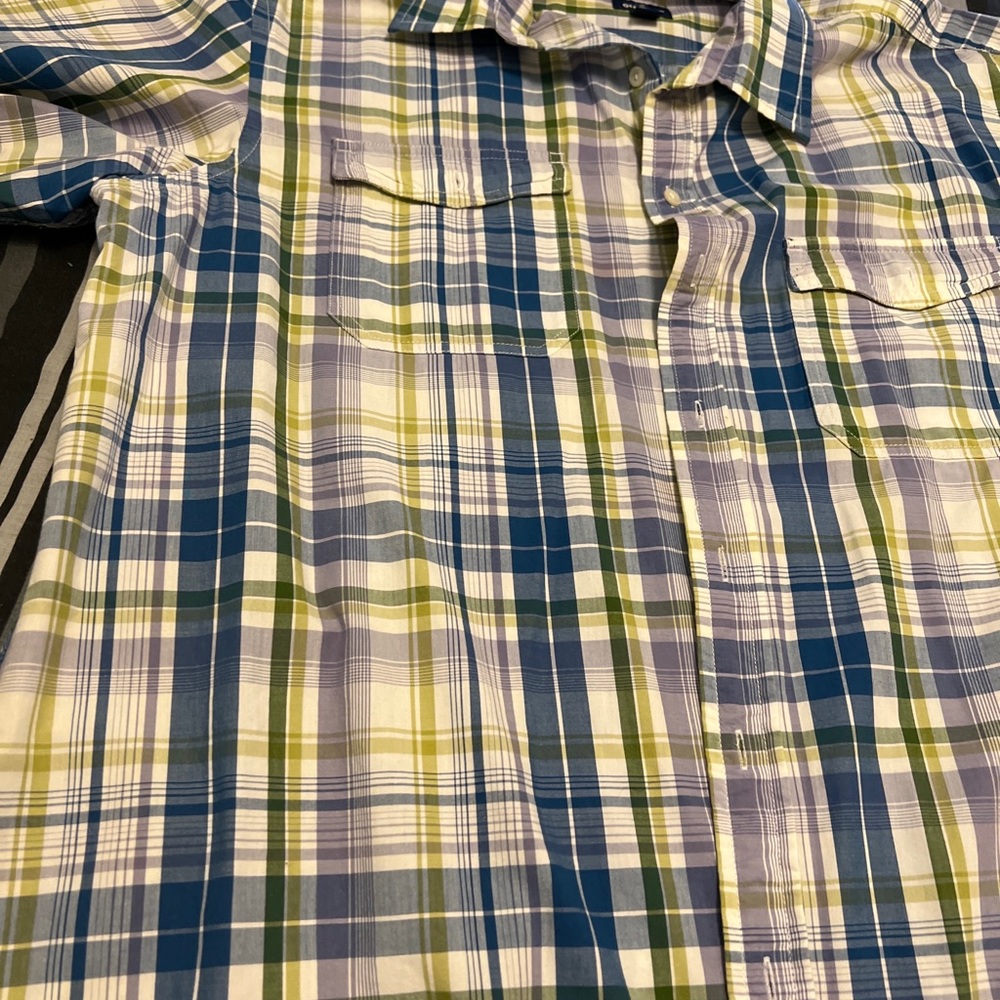 Mens old navy button down short sleeve XL - Picture 3 of 4